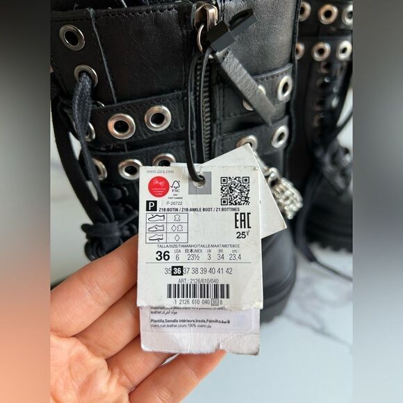 Zara‎ 100% Leather Black Moto Boots with Chain, Size 6 - Picture 5 of 6
